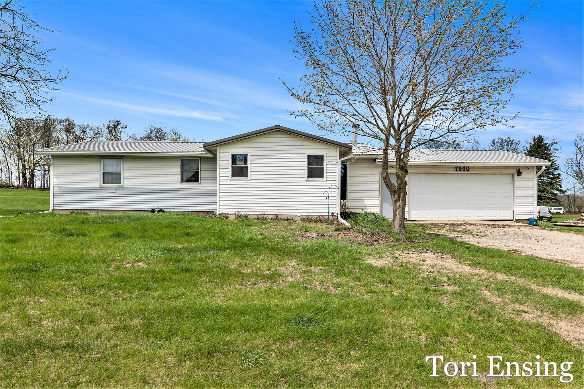 7940 South Derby Road Greenville, MI 48838 - Photo 3 of 28 derby-44