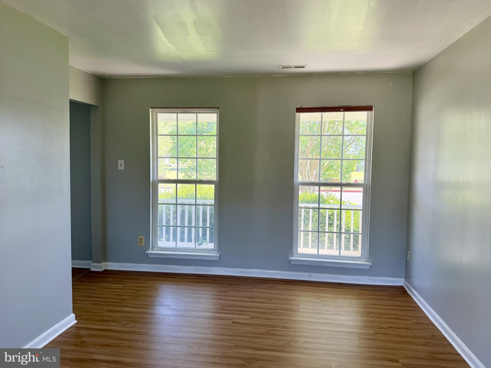 159 Miles Circle Hurlock, MD 21643 - Photo 9 of 23 living room