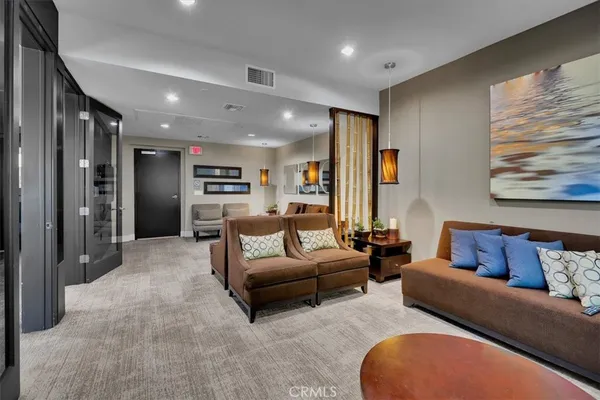 $748,000 | 300 East 4th Street, Unit 103, Long Beach, CA 90802