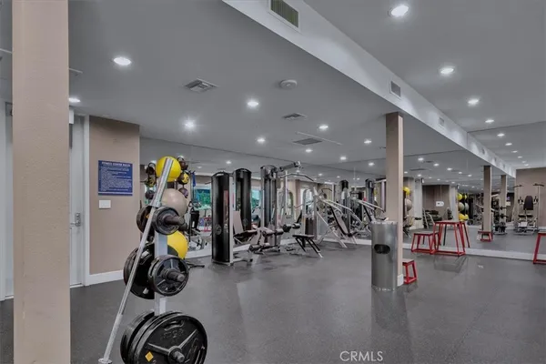 $748,000 | 300 East 4th Street, Unit 103, Long Beach, CA 90802