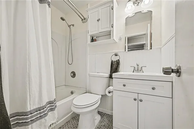 $270,000 | 8310 Pico Street, Kansas City, MO 64114