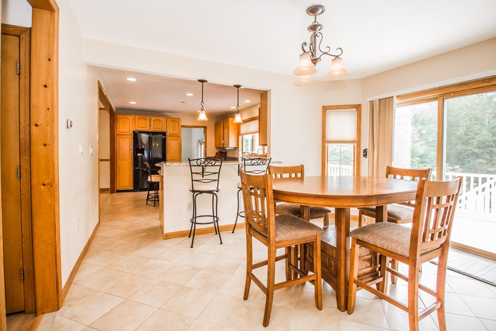 27 Camile Road Webster, MA 01570 - Photo 5 of 30 Gallery Image 5