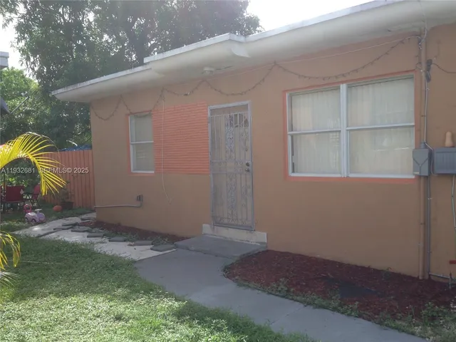$3,300 | 1480 Northwest 51st Street, Miami, FL 33142