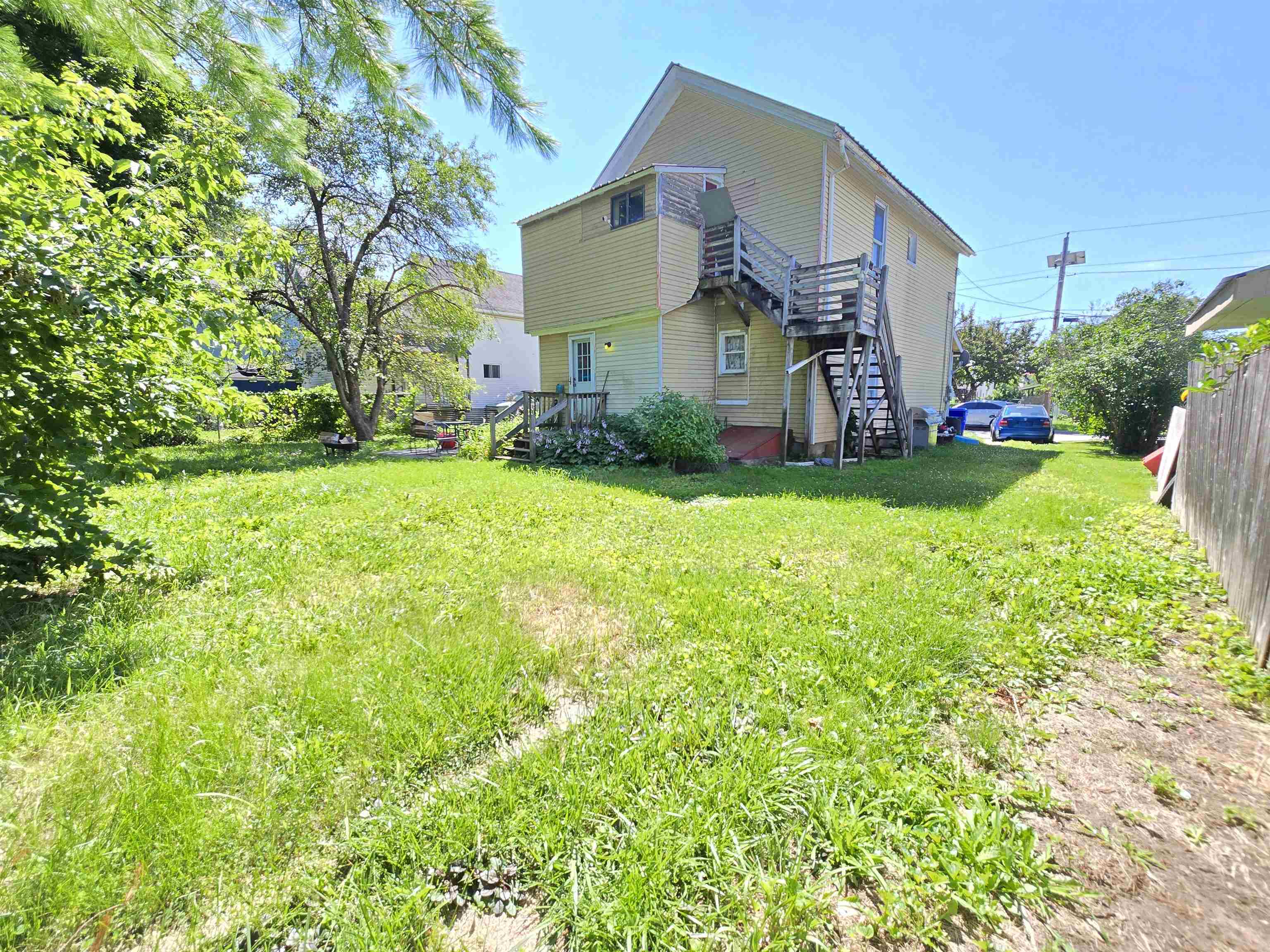 137 Maple Street Rutland, VT 05701 - Photo 4 of 8 Gallery Image 4