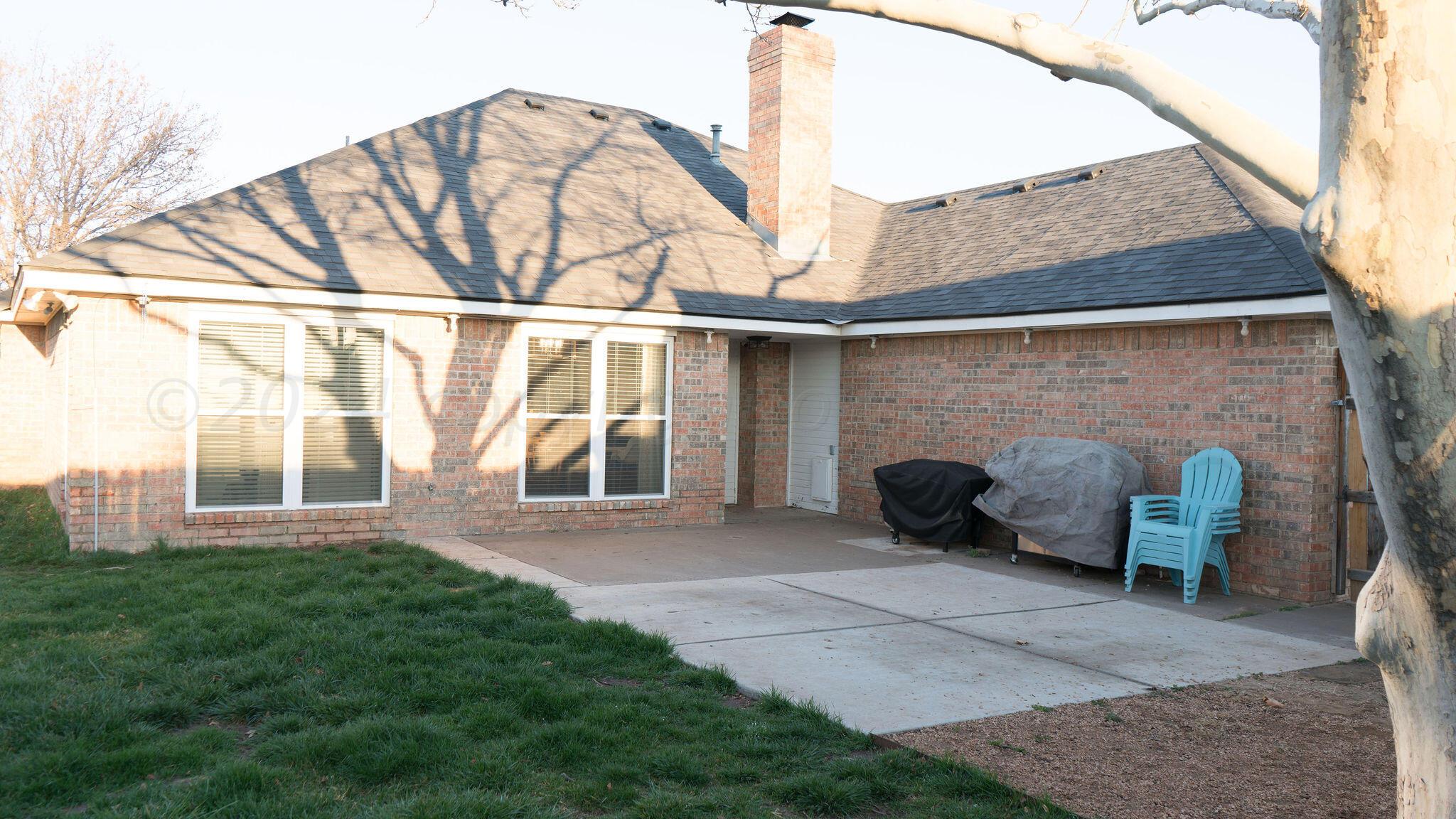7513 Sheldon Road Amarillo, TX 79119 - Photo 23 of 27 back patio