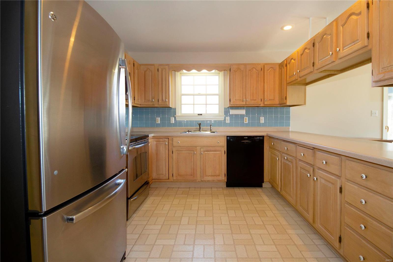 126 Country Trace Road Carbondale, IL 62903 - Photo 11 of 42