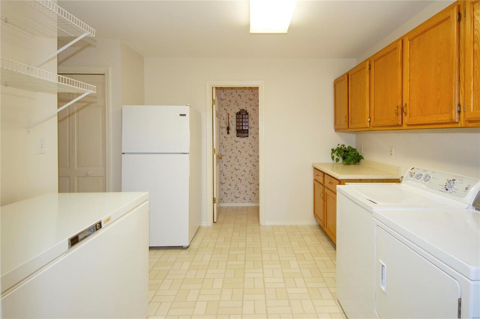 126 Country Trace Road Carbondale, IL 62903 - Photo 17 of 42