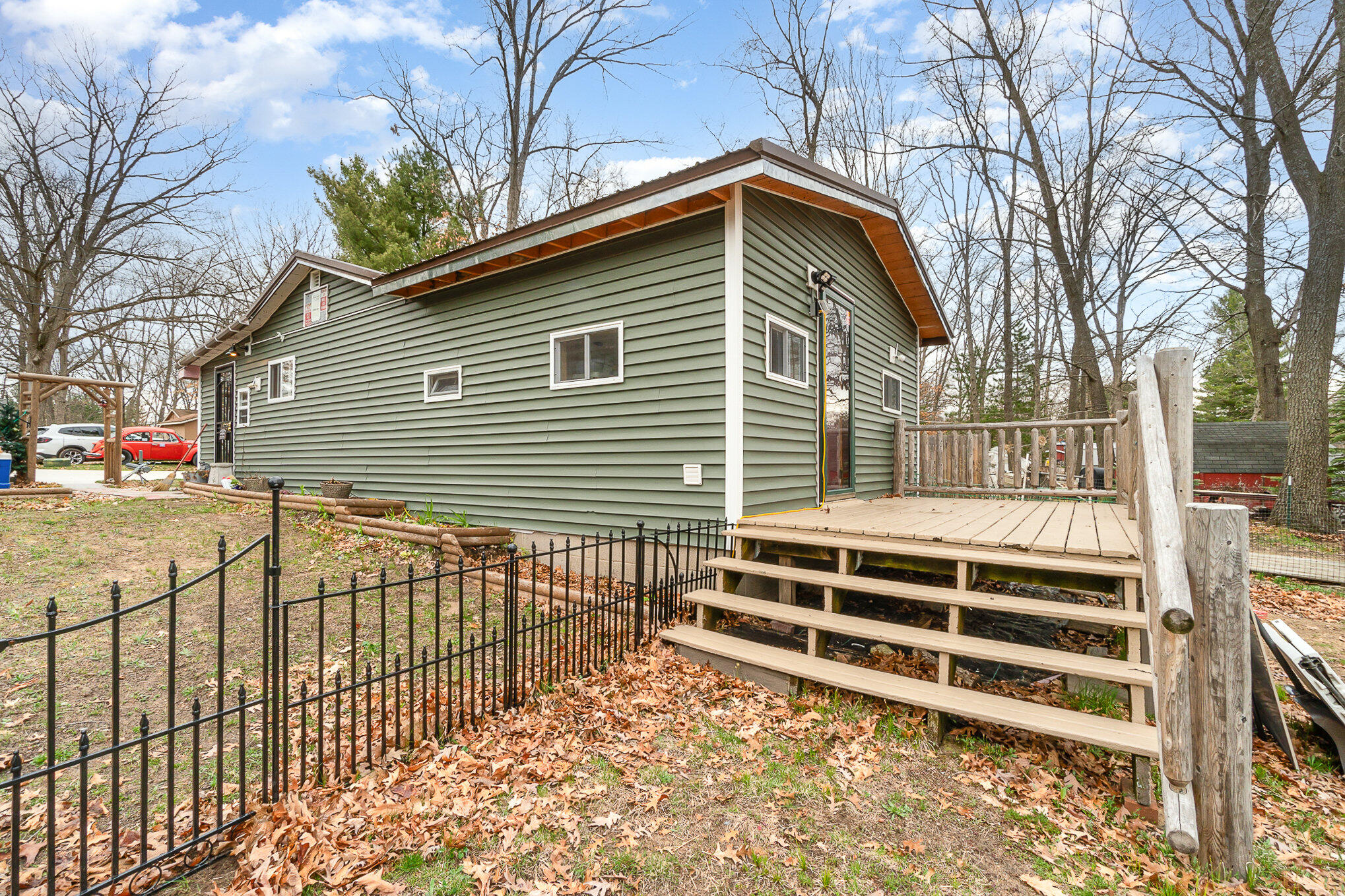 4120 Oak Ridge Drive Harrison, MI 48625 - Photo 23 of 30 023_nextdoorphotos-edit