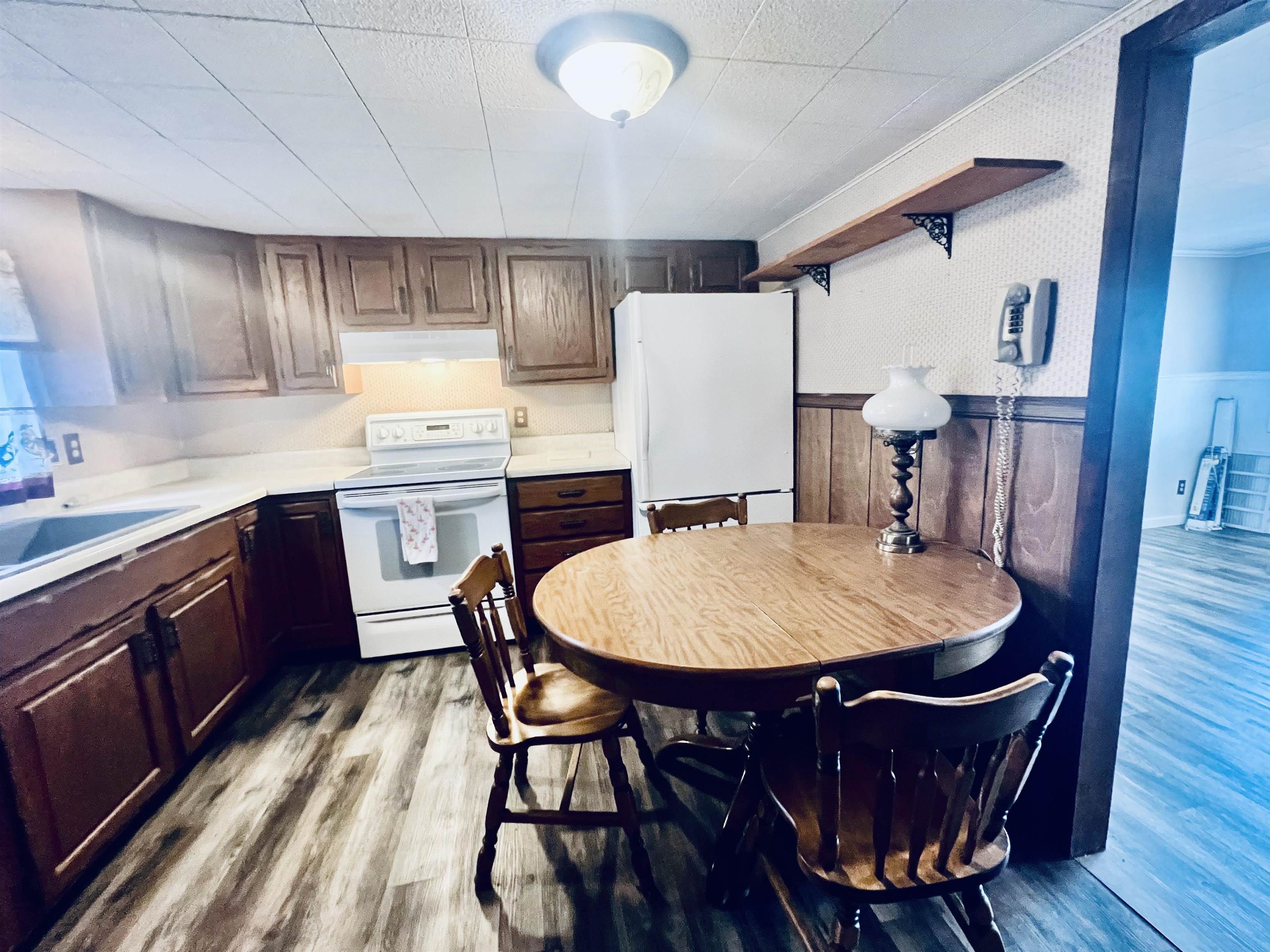 889 North Ferris Road Sumner, MI 48889 - Photo 6 of 40