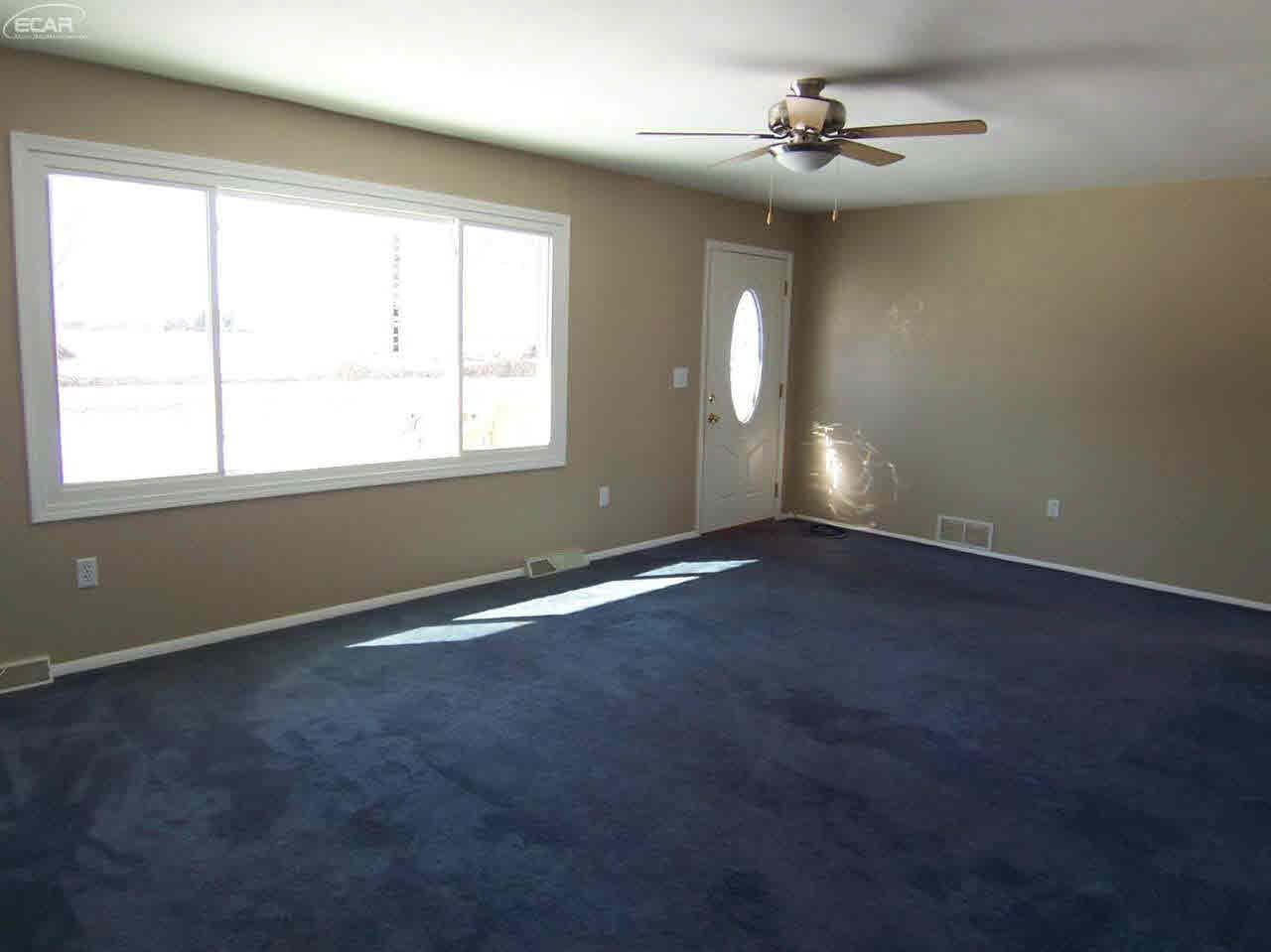1458 North Nichols Road Flushing, MI 48433 - Photo 3 of 25 21272220-2.JPG