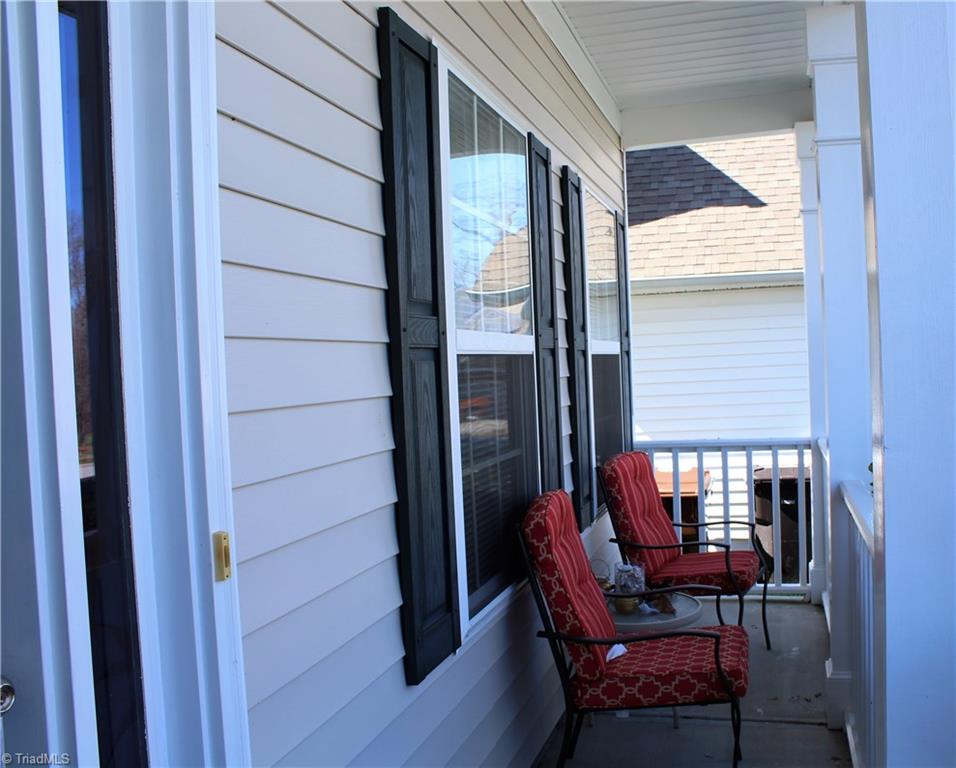765 Spinning Wheel Point High Point, NC 27265 - Photo 5 of 30 Gallery Image 5