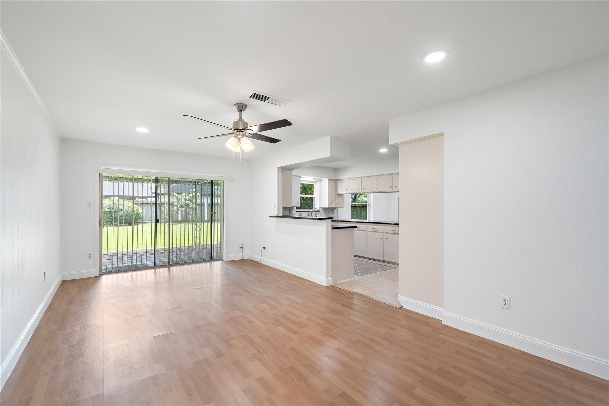 6007 Claridge Drive Houston, TX 77096 - Photo 30 of 38
