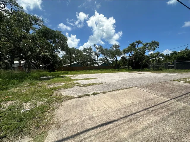 a view of a golf course