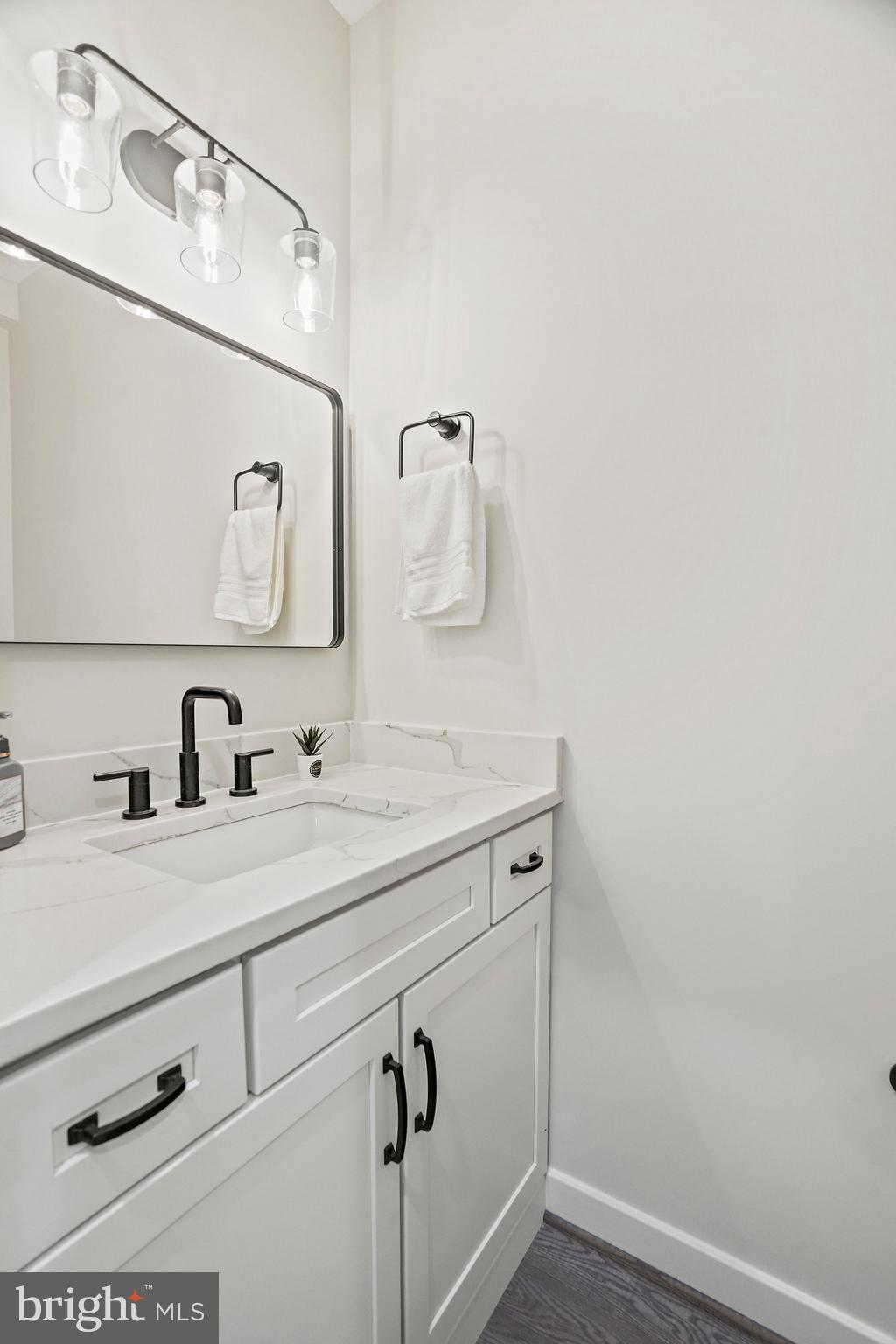 154 R Street Northeast Washington, DC 20002 - Photo 15 of 63