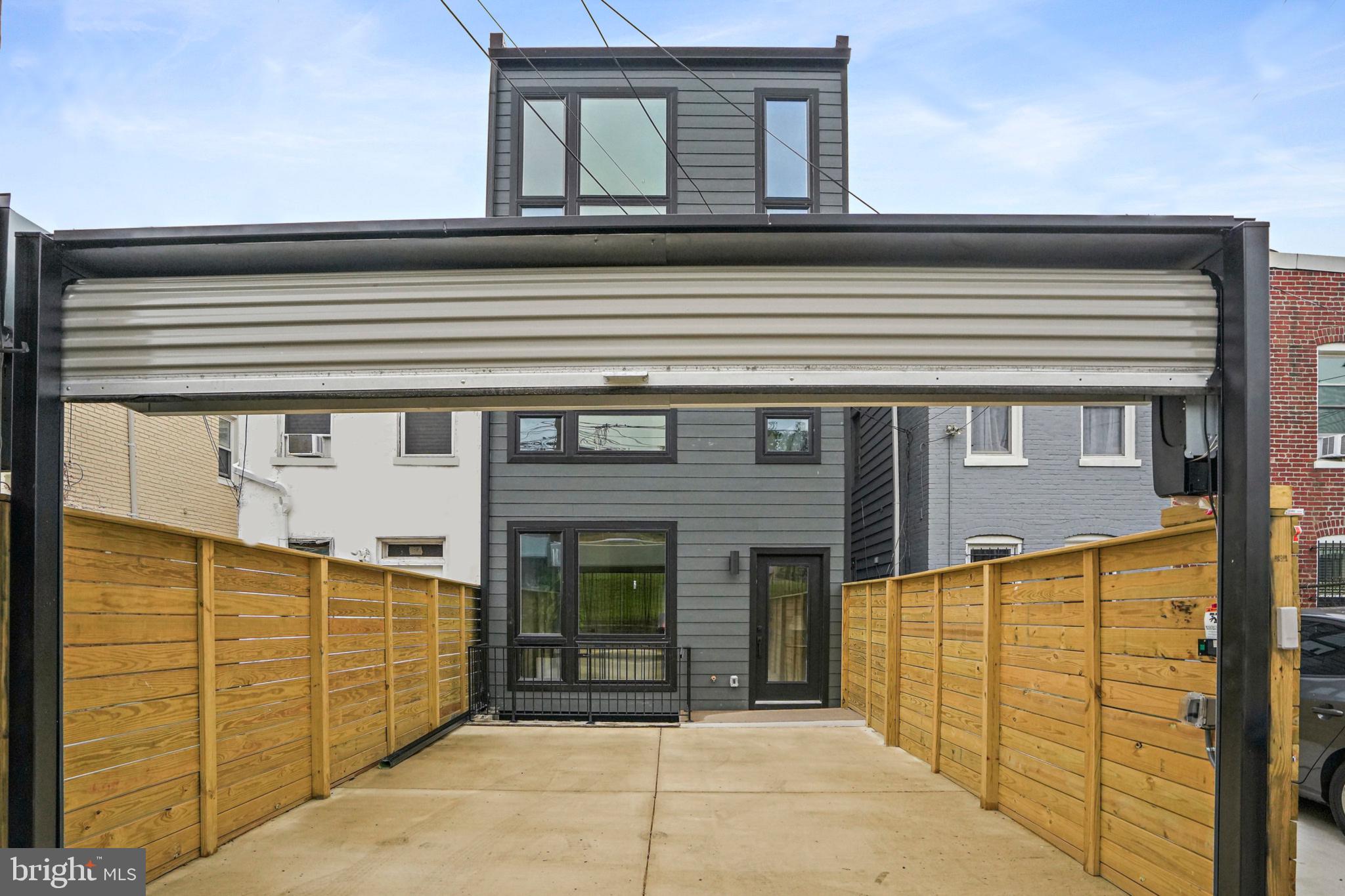 154 R Street Northeast Washington, DC 20002 - Photo 2 of 63