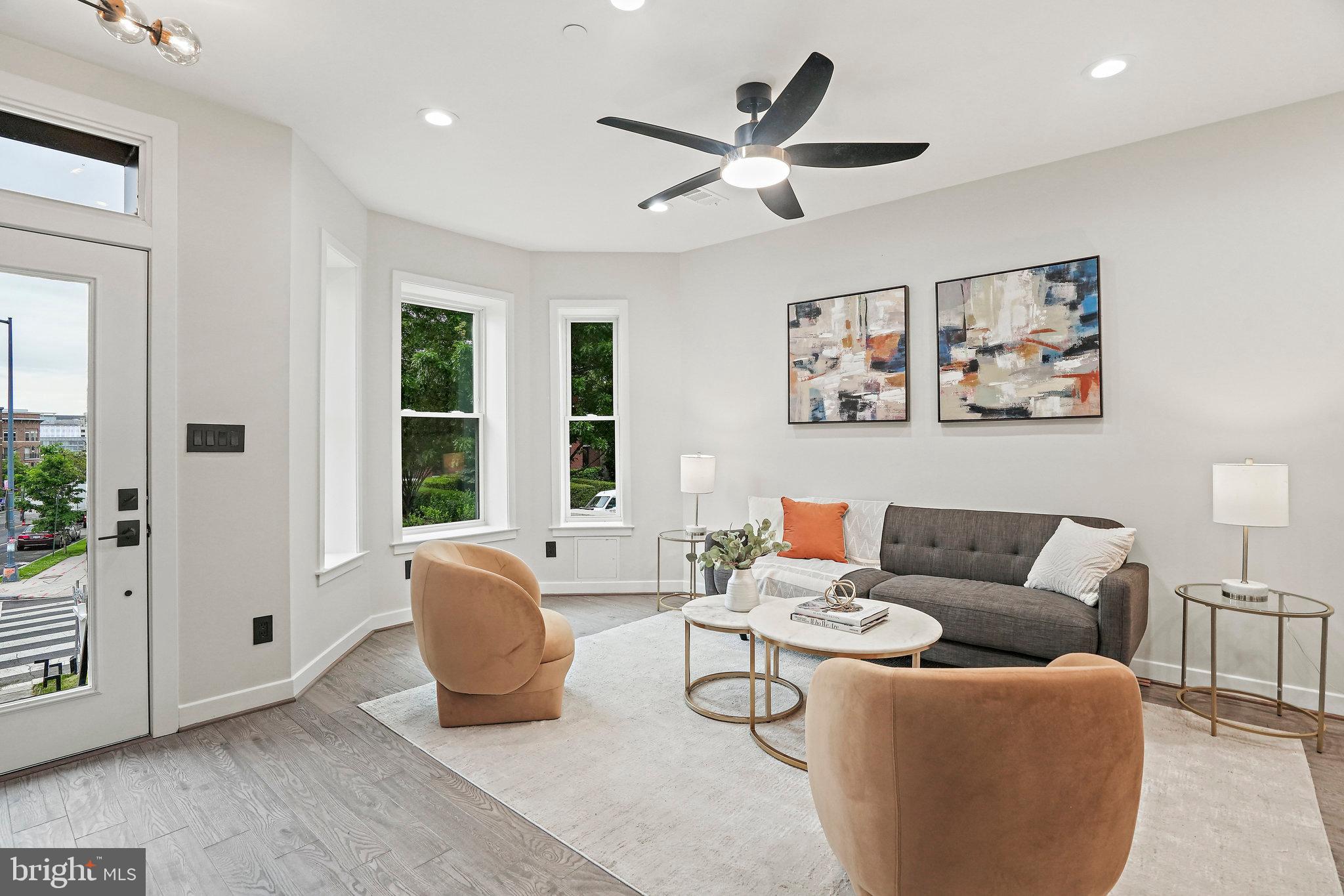 154 R Street Northeast Washington, DC 20002 - Photo 8 of 63