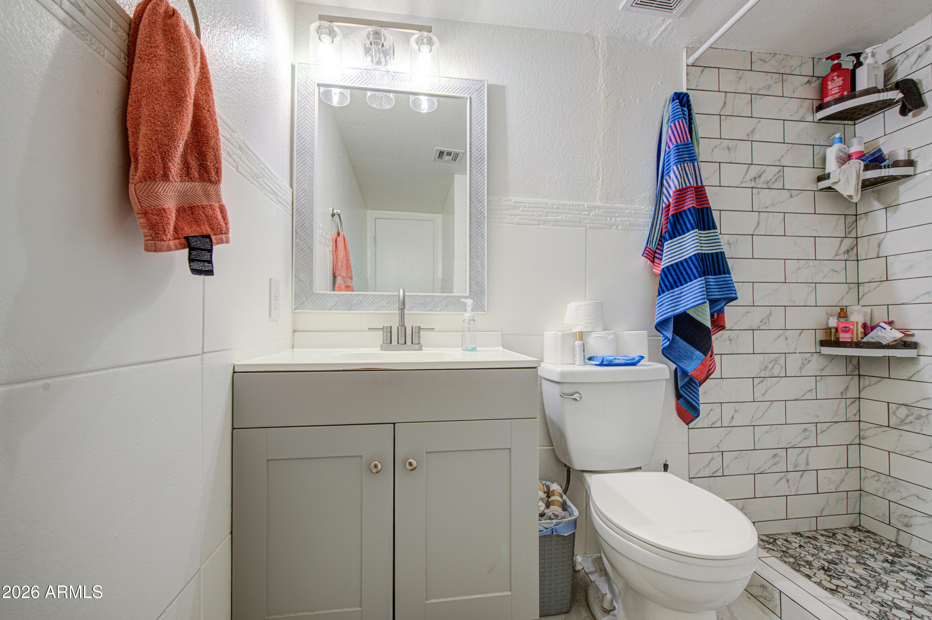 8713 West Osborn Road Phoenix, AZ 85037 - Photo 32 of 40 Bathroom 2-pic 1