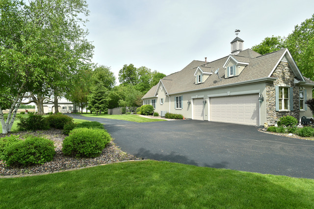 2645 East 1569th Road Ottawa, IL 61350 - Photo 7 of 25