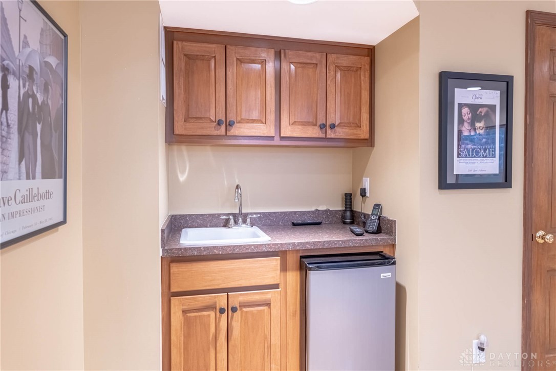 3432 Westbury Road Kettering, OH 45429 - Photo 46 of 74 Rec room- basement