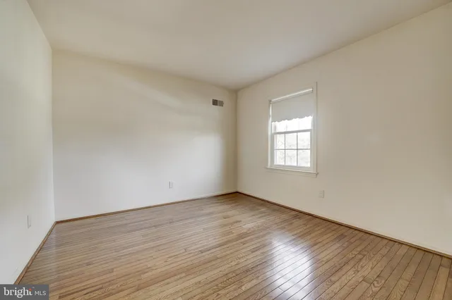 $750,000 | 10902 Wickshire Way, Unit F, Rockville, MD 20852