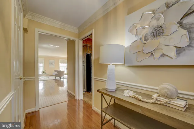 $750,000 | 10902 Wickshire Way, Unit F, Rockville, MD 20852