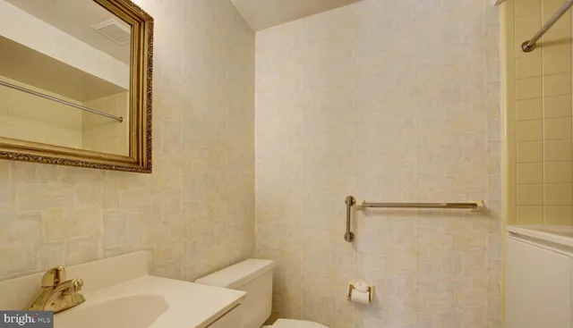 $750,000 | 10902 Wickshire Way, Unit F, Rockville, MD 20852