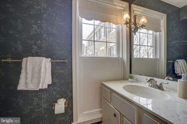 $750,000 | 10902 Wickshire Way, Unit F, Rockville, MD 20852