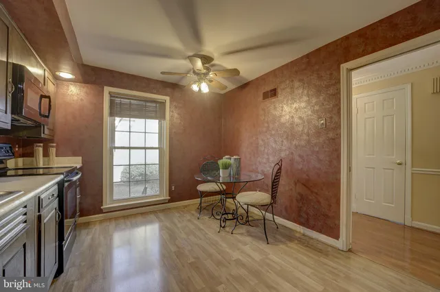 $750,000 | 10902 Wickshire Way, Unit F, Rockville, MD 20852