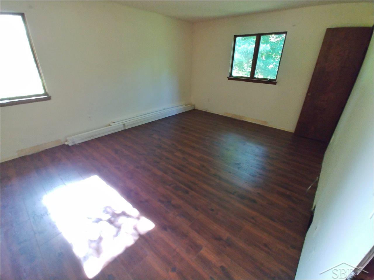 3872 Hackett Road Saginaw, MI 48603 - Photo 10 of 13 31384136-9.JPG