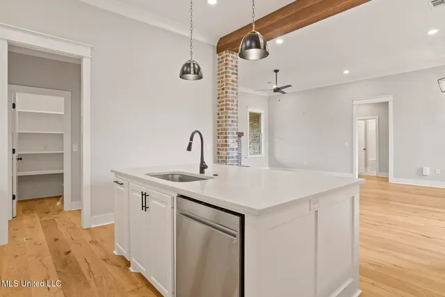 $399,900 | 302 Wind Cove, Madison, MS 39110