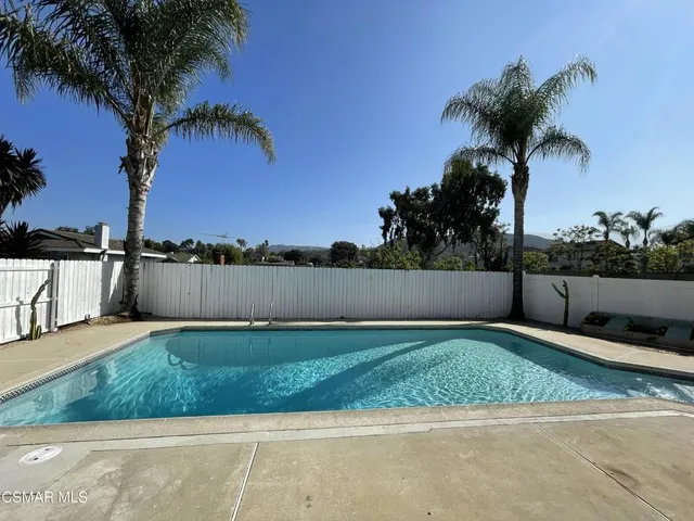 $998,500 | 276 Knollwood Drive, Newbury Park, CA 91320