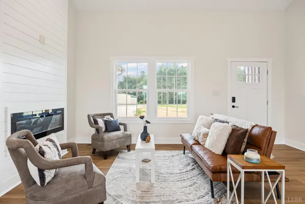 $399,900 | 22 B Scruggs Road, Moneta, VA 24121