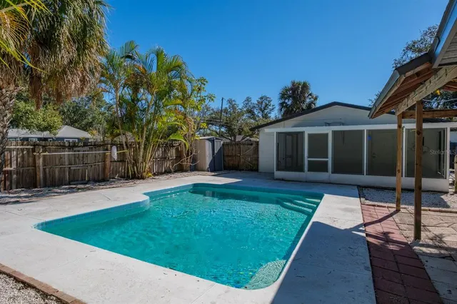 $459,000 | 301 43rd Avenue North, St. Petersburg, FL 33703