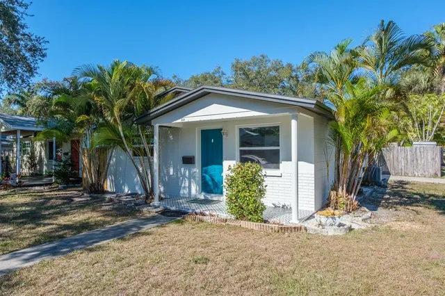 $459,000 | 301 43rd Avenue North, St. Petersburg, FL 33703