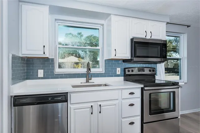 $459,000 | 301 43rd Avenue North, St. Petersburg, FL 33703