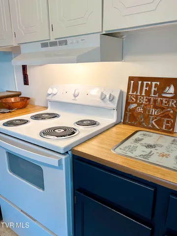 $149,900 | 613 Painter Creek Road, Bristol, TN 37620