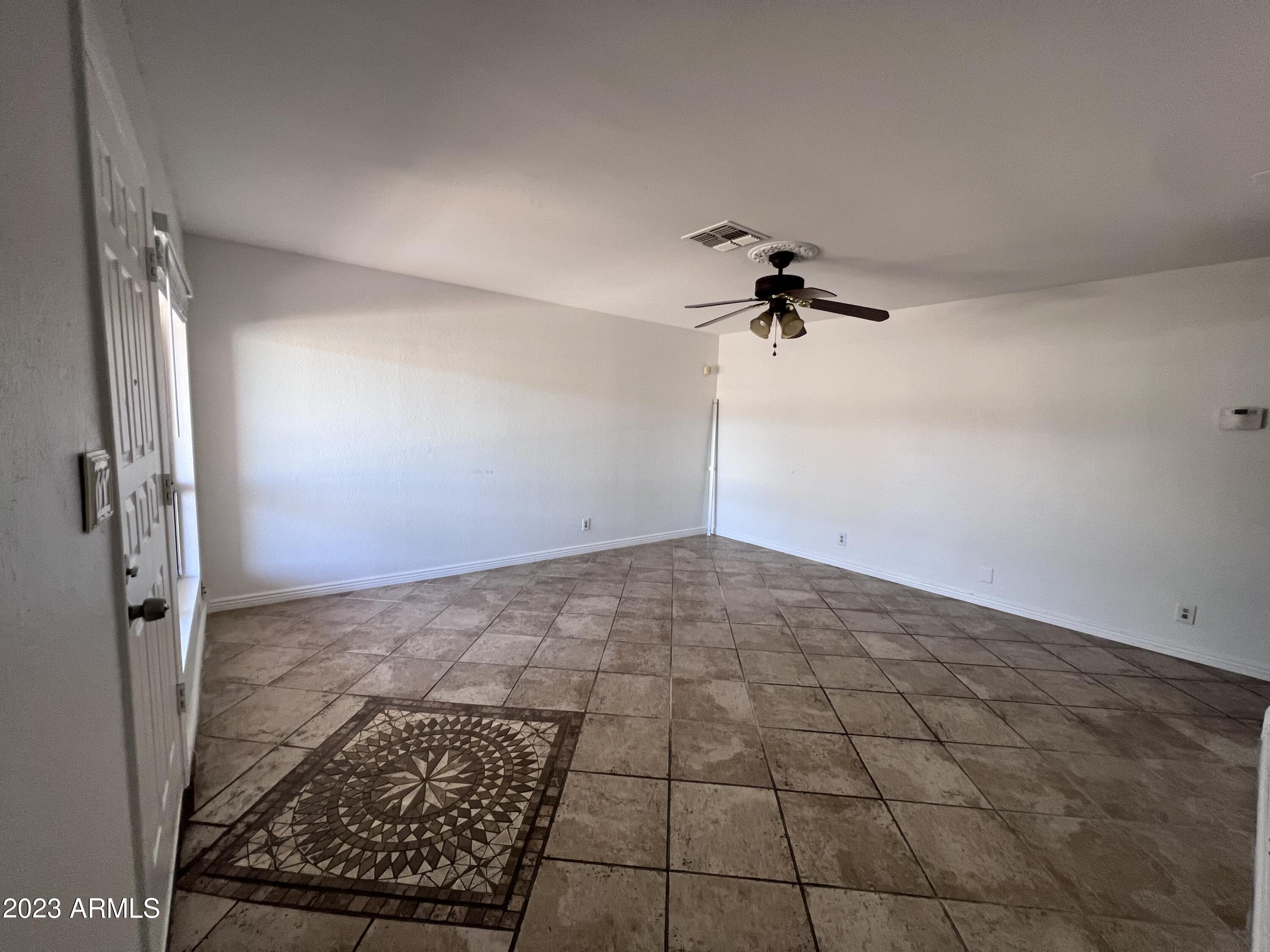 95 North Cooper Road, Unit 72 Chandler, AZ 85225 - Photo 5 of 18 Photo Sep 13 2023, 2 06 15 PM