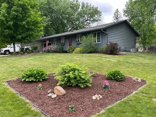 $389,900 | 2500 Interlachen Drive, Stillwater, MN 55082