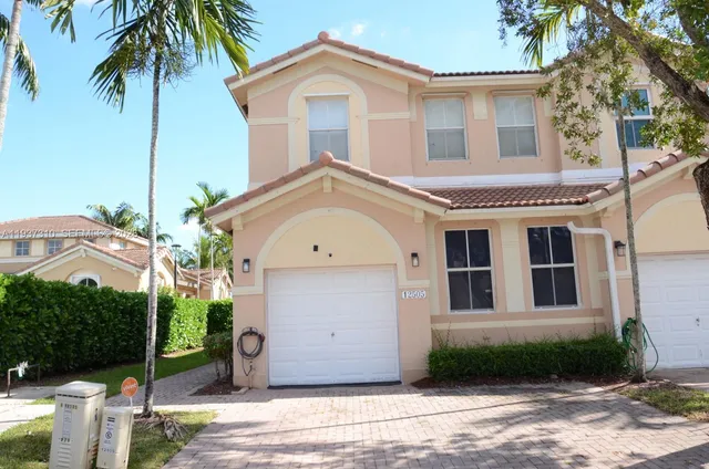 $535,000 | 12505 Southwest 124th Court, Miami, FL 33186