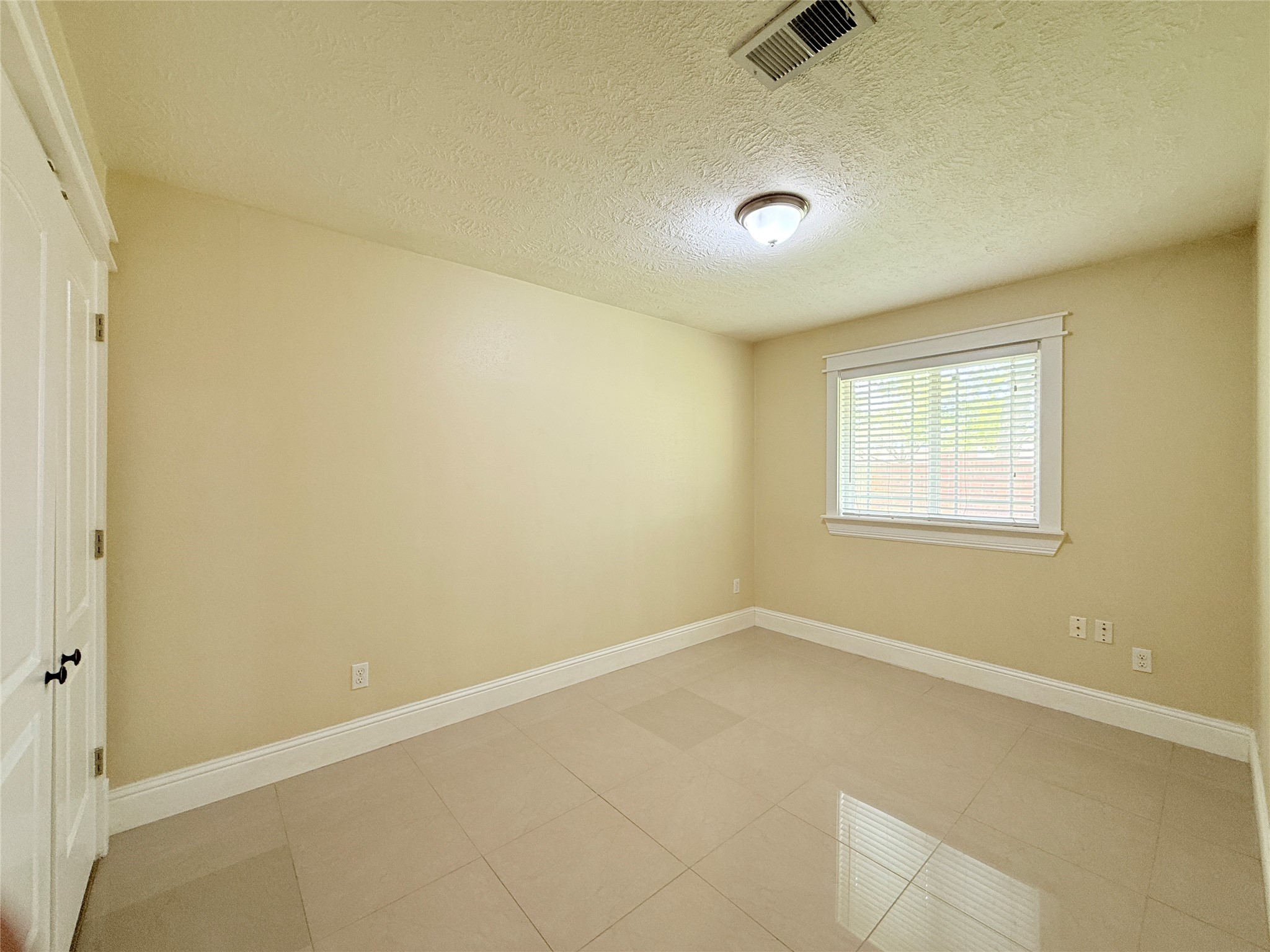 2410 Old Fort Road Sugar Land, TX 77479 - Photo 9 of 13