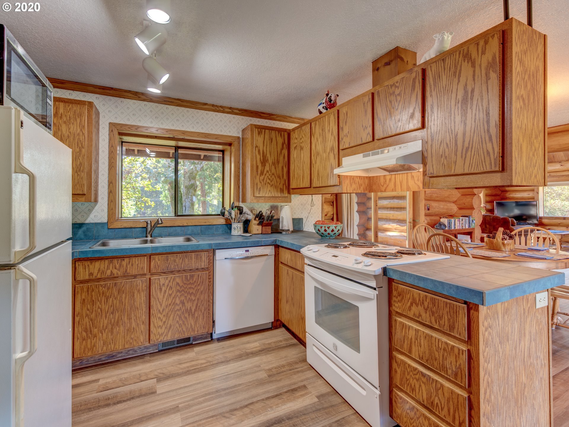 38757 Camp Creek Road Springfield, OR 97478 - Photo 14 of 32
