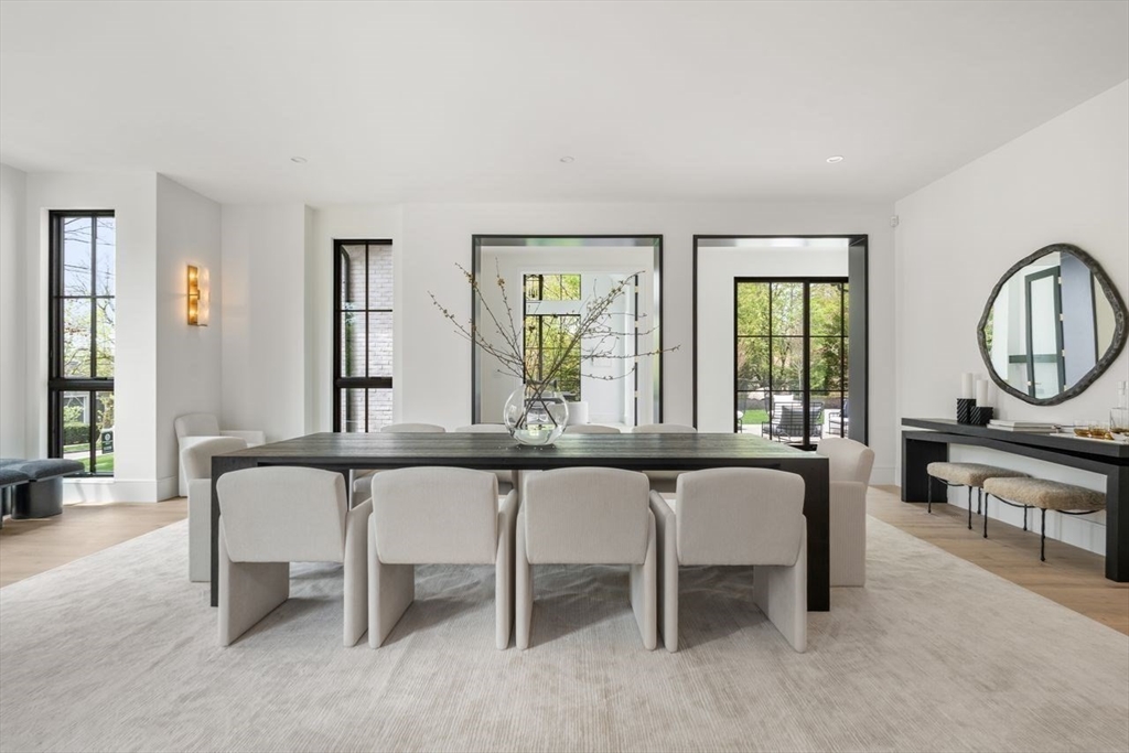 279 Fuller Street Newton, MA 02465 - Photo 8 of 42 a living room with furniture and a window