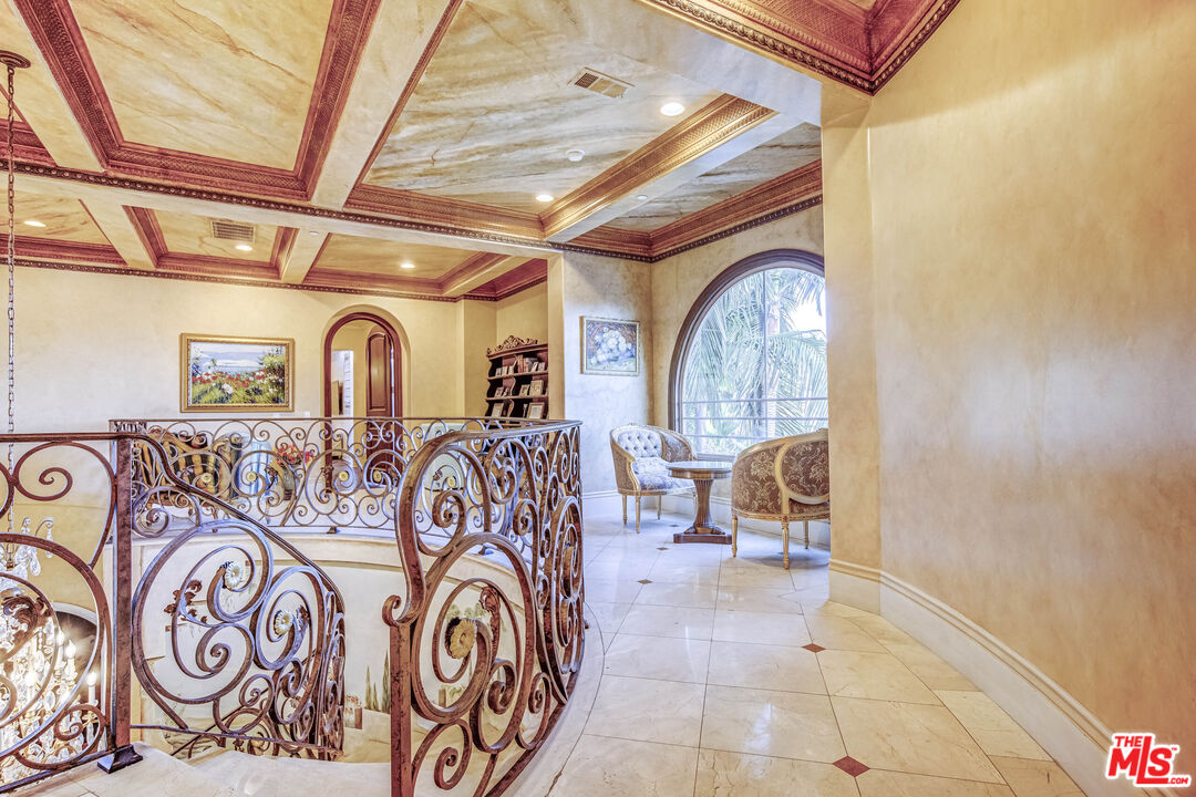 8336 Lexington Road Downey, CA 90241 - Photo 23 of 49 a very nice looking room with a large window