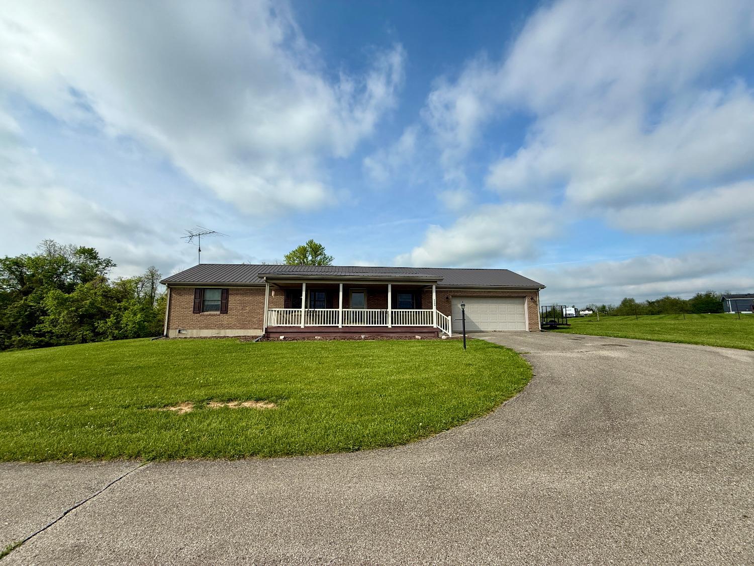 9866 Turtle Creek Road Florence, IN 47020 - Photo 1 of 26