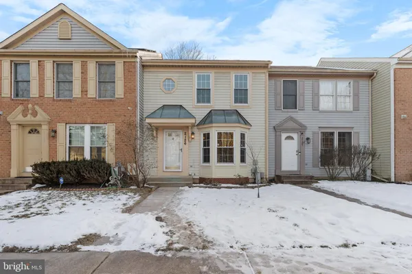 $2,800 | 2126 Commissary Circle, Odenton, MD 21113