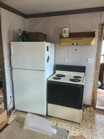 $65,000 | 2377 Elliottsville Road, Willimantic, ME 04443