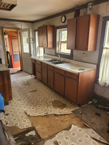 $65,000 | 2377 Elliottsville Road, Willimantic, ME 04443