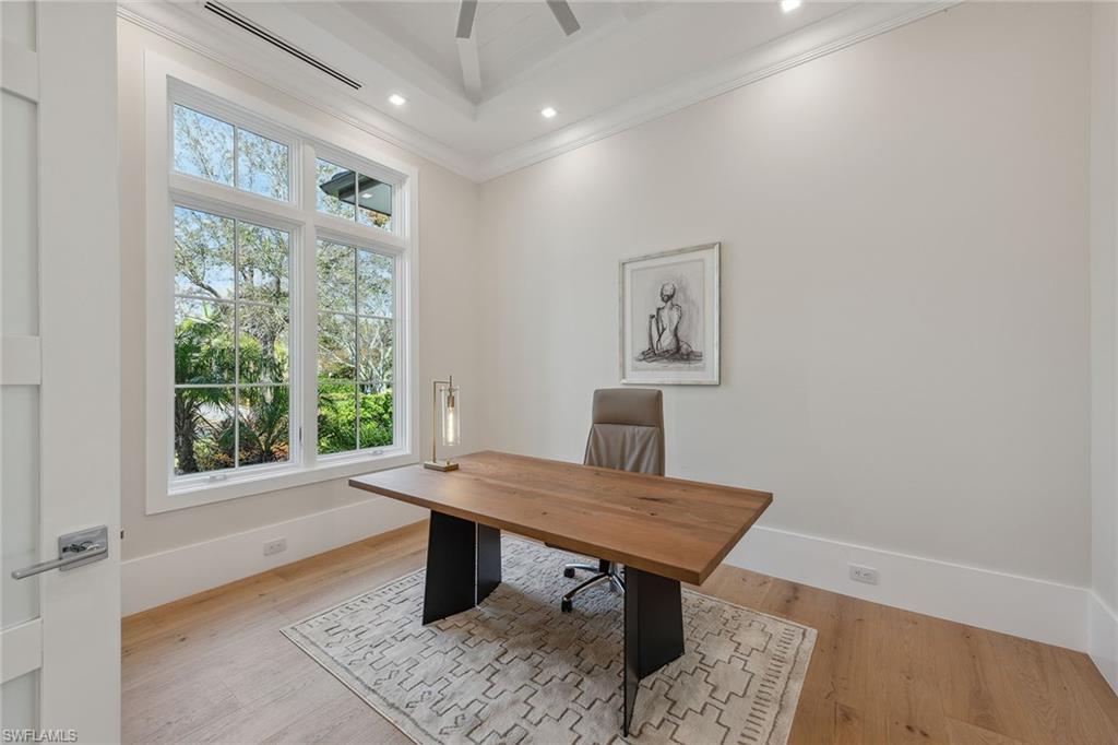 3280 Crayton Road Naples, FL 34103 - Photo 26 of 37