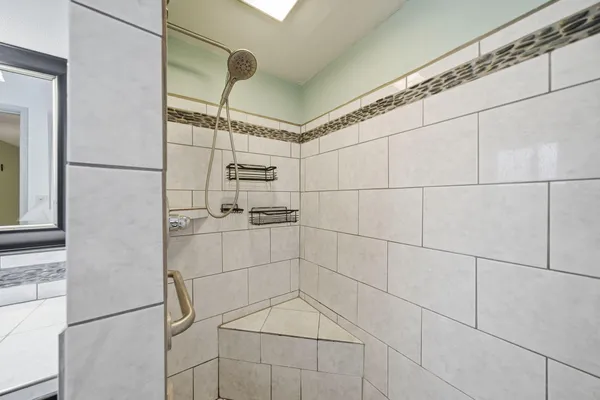 $420,500 | 6927 Riata Drive, Redding, CA 96002
