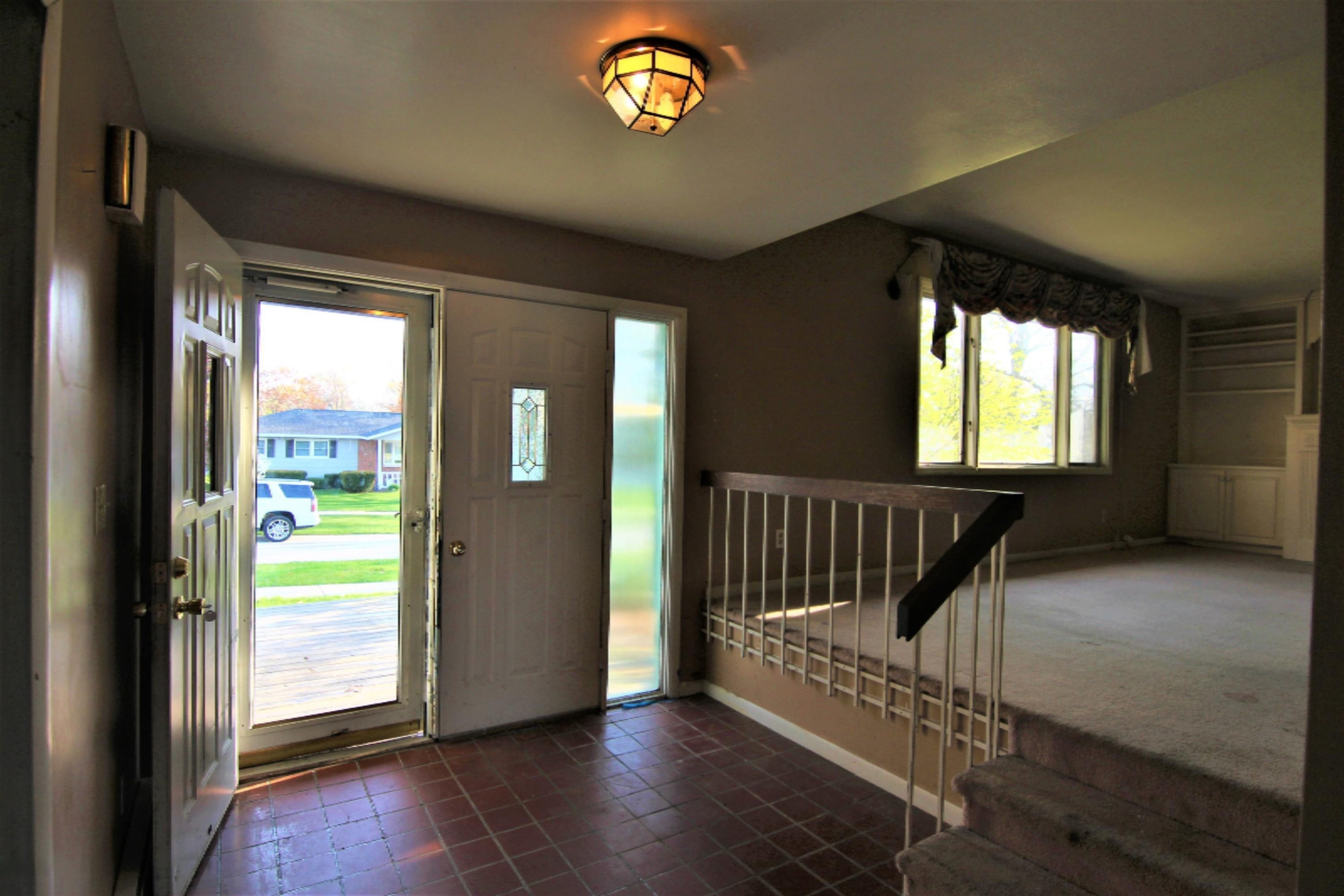 1491 Haverhill Road Muskegon, MI 49441 - Photo 2 of 28 IMG_2488